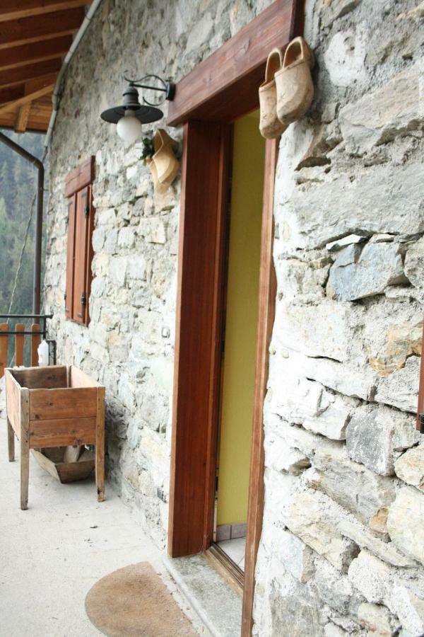 Pontboset B&B La Borma Di Pombo מראה חיצוני תמונה