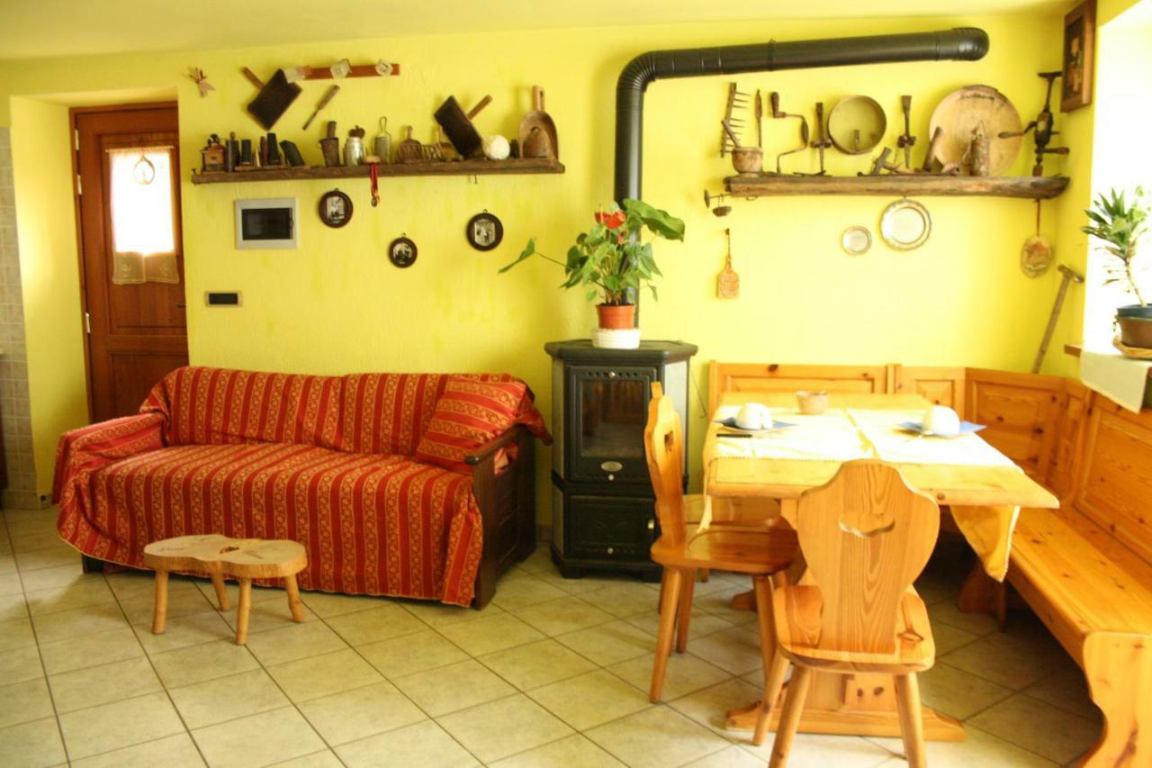 Pontboset B&B La Borma Di Pombo מראה חיצוני תמונה