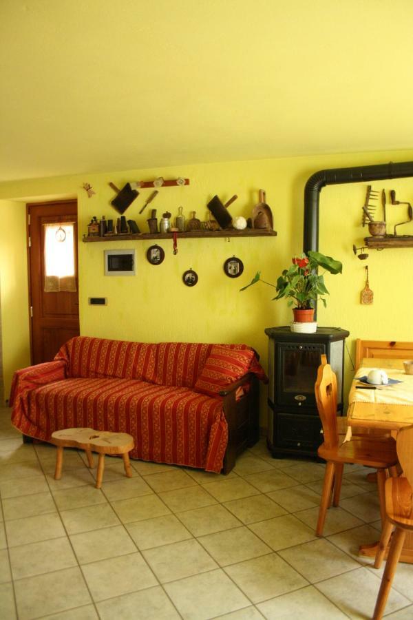Pontboset B&B La Borma Di Pombo מראה חיצוני תמונה