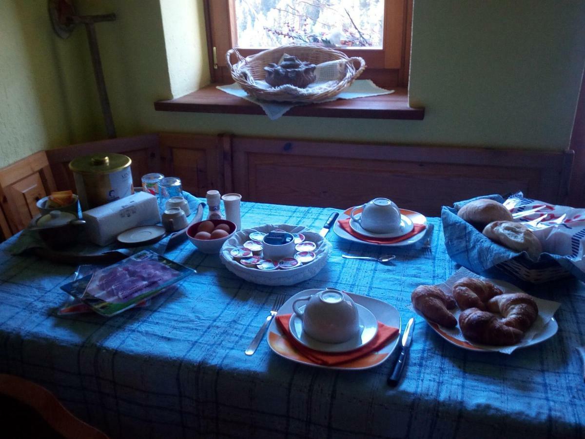 Pontboset B&B La Borma Di Pombo מראה חיצוני תמונה